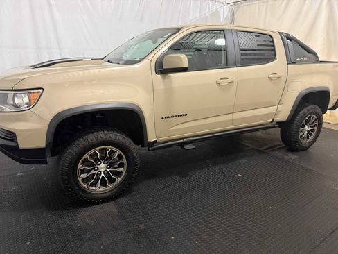 Used 2021 Chevrolet Colorado ZR2 image 2