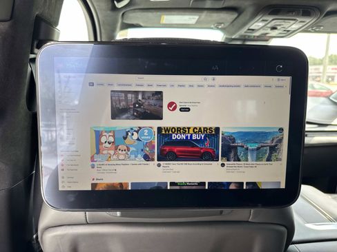 Used 2024 Cadillac Escalade V image 53