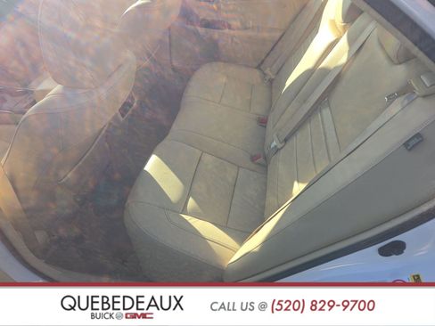 Used 2015 Toyota Camry XLE image 12