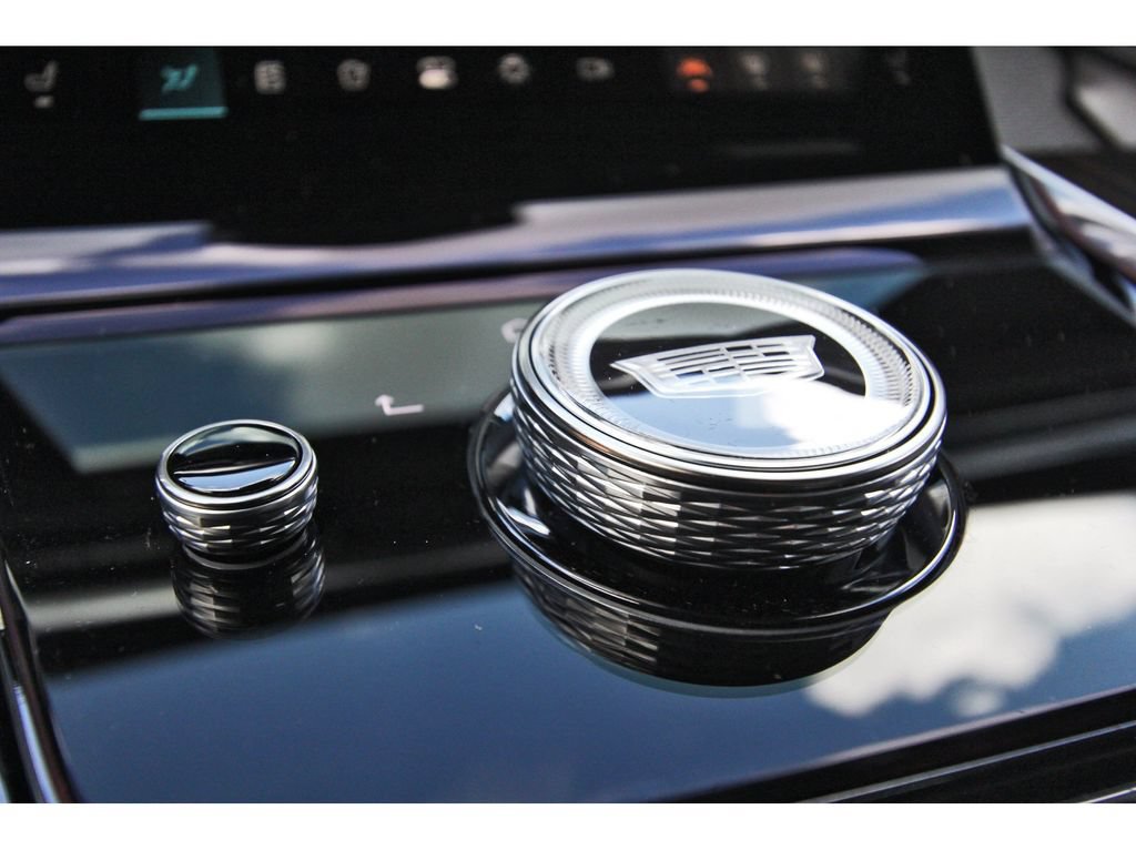 New 2027 Cadillac Escalade ESV Luxury RWD image 21