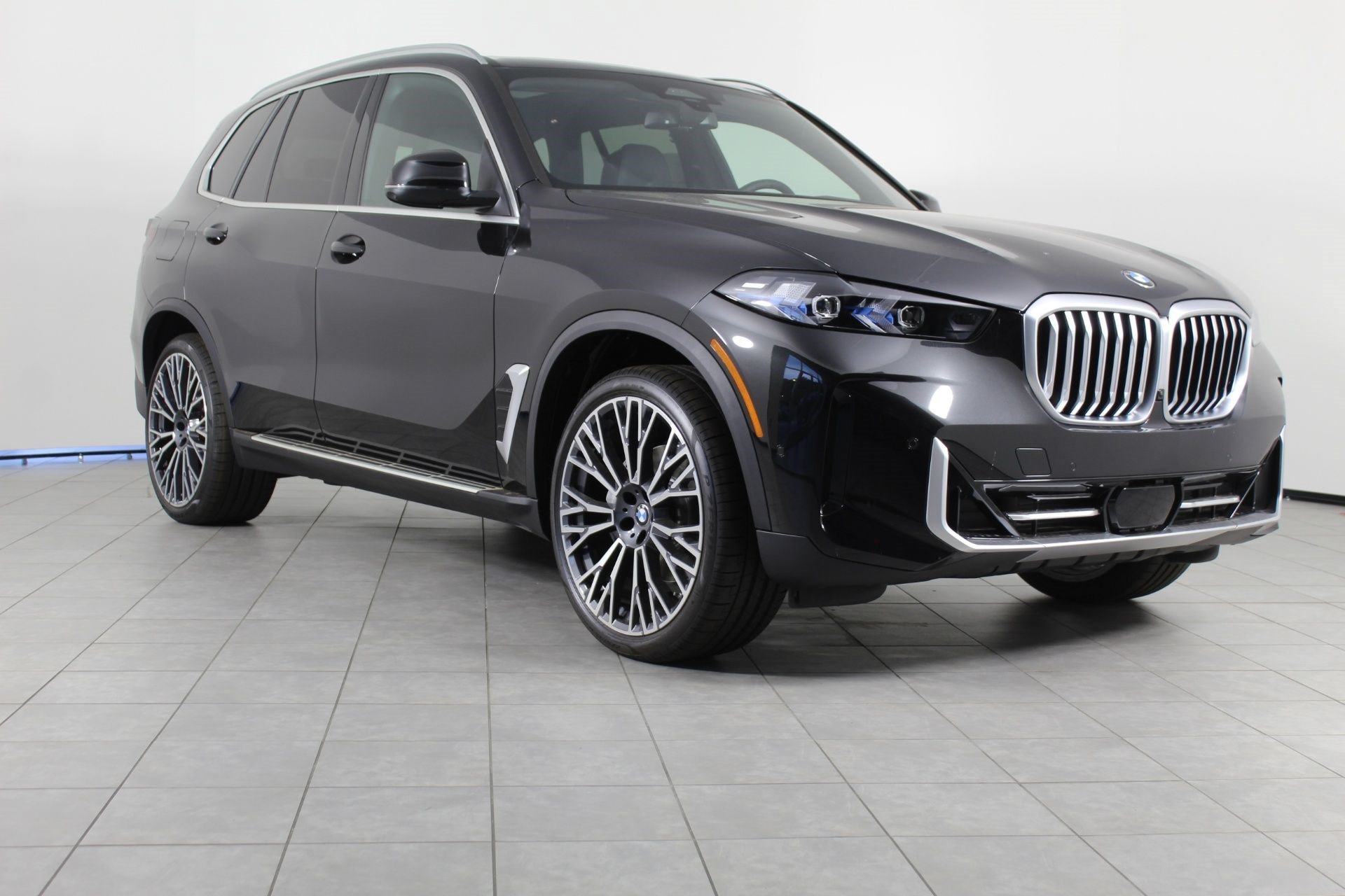Used 2026 BMW X5 sDrive40i w/ Climate Comfort Package RWD image 7