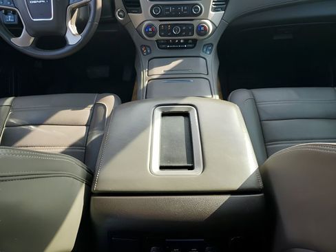 Used 2015 GMC Yukon XL Denali w/ Touring Package image 21