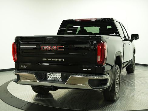 New 2026 GMC Sierra 1500 SLT AWD/4WD image 8