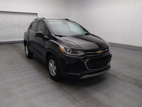 Used 2019 Chevrolet Trax LT w/ LT Convenience Package AWD/4WD image 13