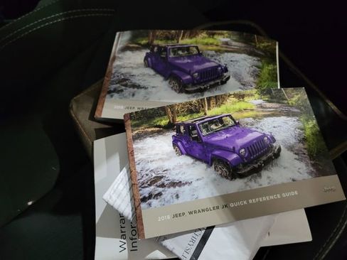 Used 2018 Jeep Wrangler Unlimited Sahara w/ Connectivity Group image 56