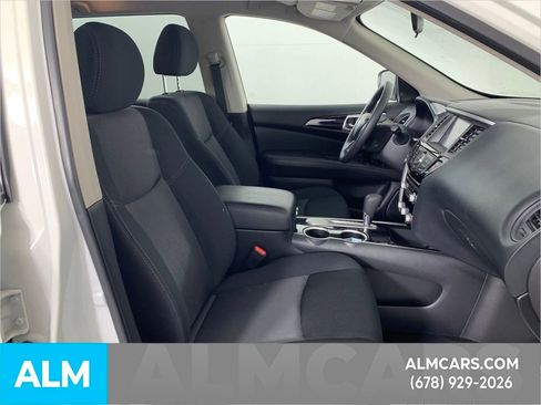 Used 2020 Nissan Pathfinder S image 32