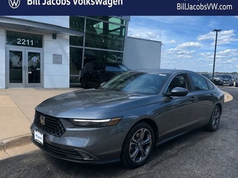 Used 2023 Honda Accord EX image 1