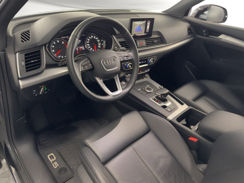 Used 2020 Audi Q5 2.0T Premium AWD/4WD image 4