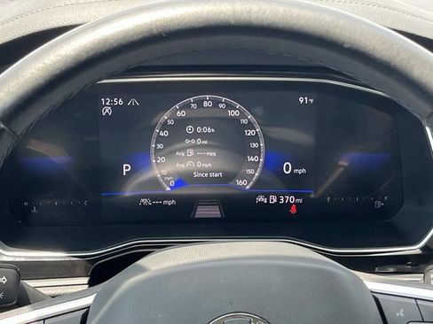 Used 2024 Volkswagen Jetta SE FWD image 35