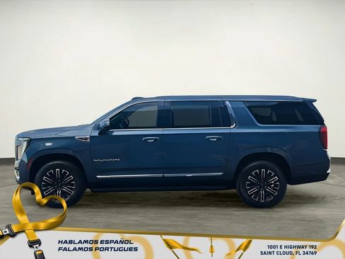 Certified 2025 GMC Yukon XL Elevation image 3
