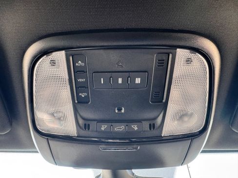 Used 2024 Dodge Durango R/T AWD/4WD image 33