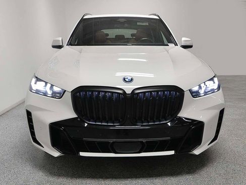 Certified 2024 BMW X5 xDrive50e w/ M Sport Package AWD/4WD image 2