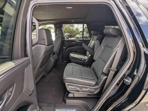 Used 2022 Cadillac Escalade Sport image 27