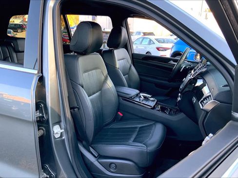 Used 2017 Mercedes-Benz GLS 450 4MATIC image 7