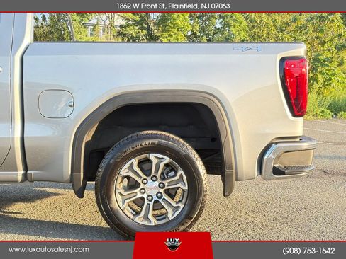 Used 2026 GMC Sierra 1500 SLT AWD/4WD image 13