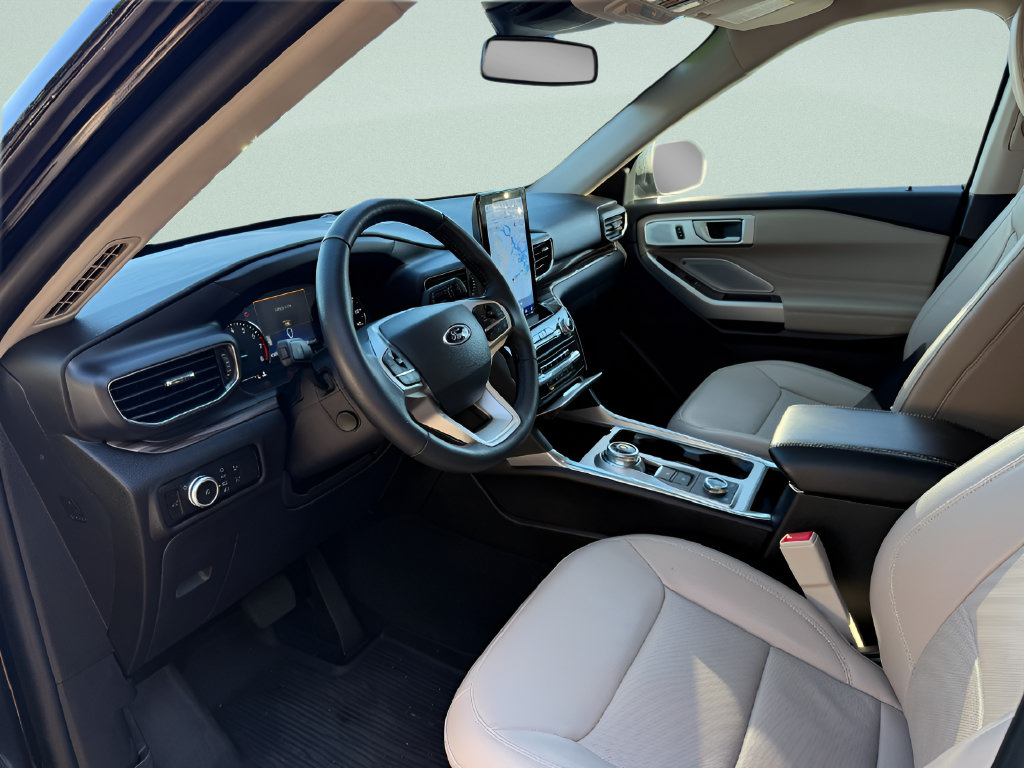 Certified 2023 Ford Explorer Limited w/ Limited Technology Package AWD/4WD image 4