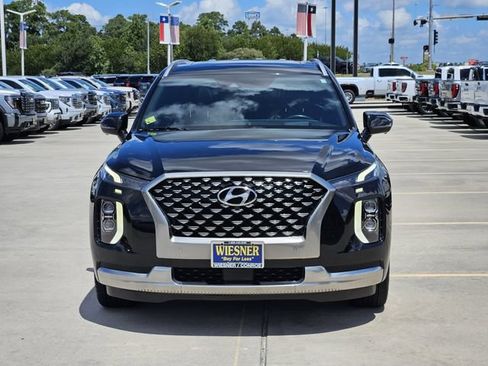 Used 2022 Hyundai Palisade Calligraphy FWD image 2