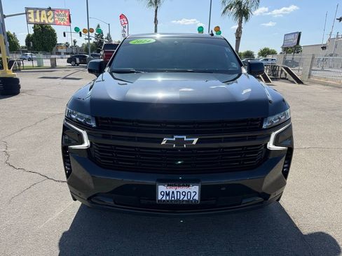 Used 2024 Chevrolet Tahoe RST w/ RST Performance Edition image 2
