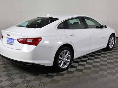 Used 2023 Chevrolet Malibu LT image 6