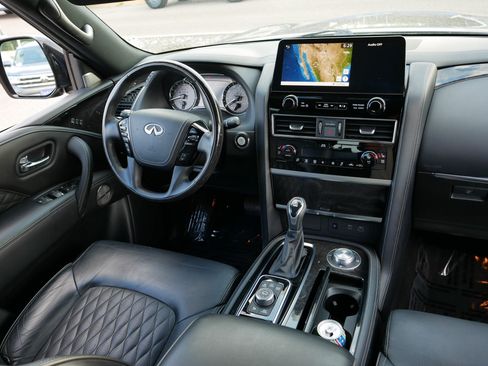 Used 2023 INFINITI QX80 Luxe AWD/4WD image 9