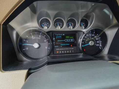 Used 2015 Ford F350 Lariat w/ Lariat Ultimate Package AWD/4WD image 29