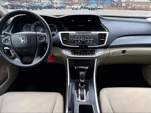 Used 2015 Honda Accord LX image 16
