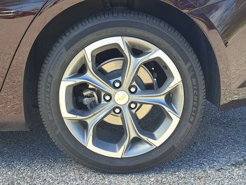 Used 2020 Chevrolet Malibu LT image 10