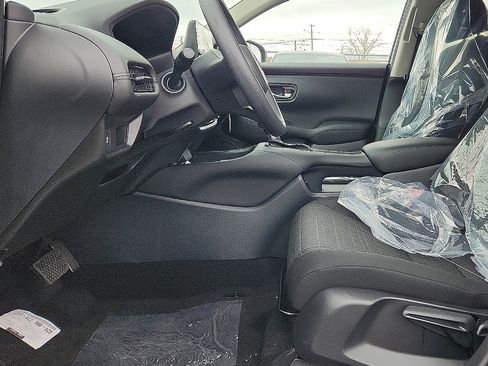 New 2027 Honda HR-V LX image 9