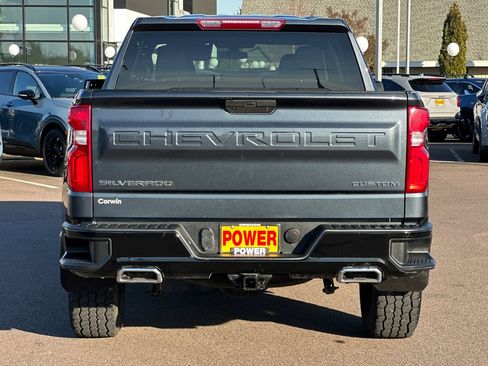 Used 2020 Chevrolet Silverado 1500 Custom Trail Boss w/ Custom Convenience Package image 5