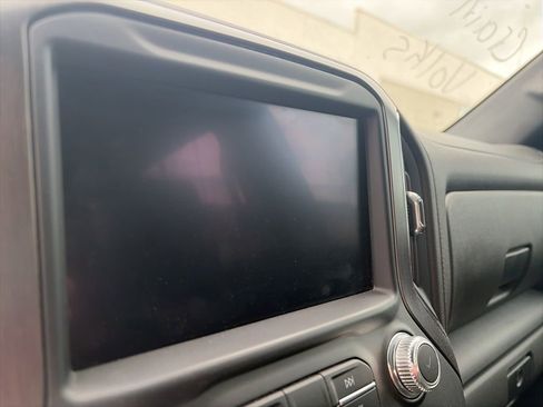 Used 2022 GMC Sierra 2500 AT4 image 15