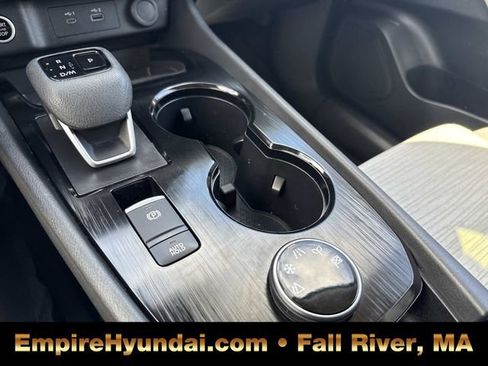 Used 2023 Nissan Rogue SV image 24