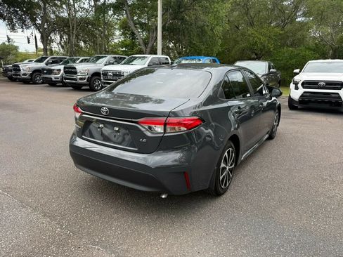 Used 2026 Toyota Corolla LE FWD image 9