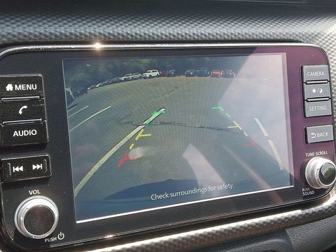 Used 2021 Nissan Kicks SV FWD image 19