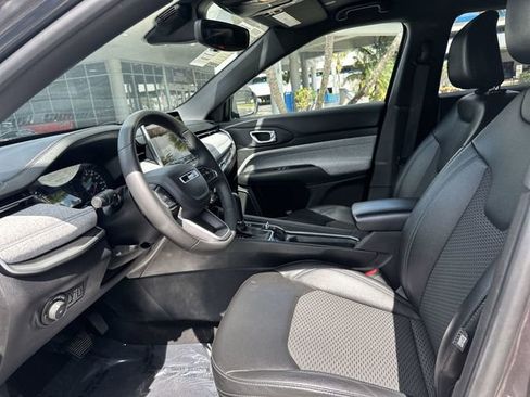 Used 2024 Jeep Compass Latitude AWD/4WD image 23