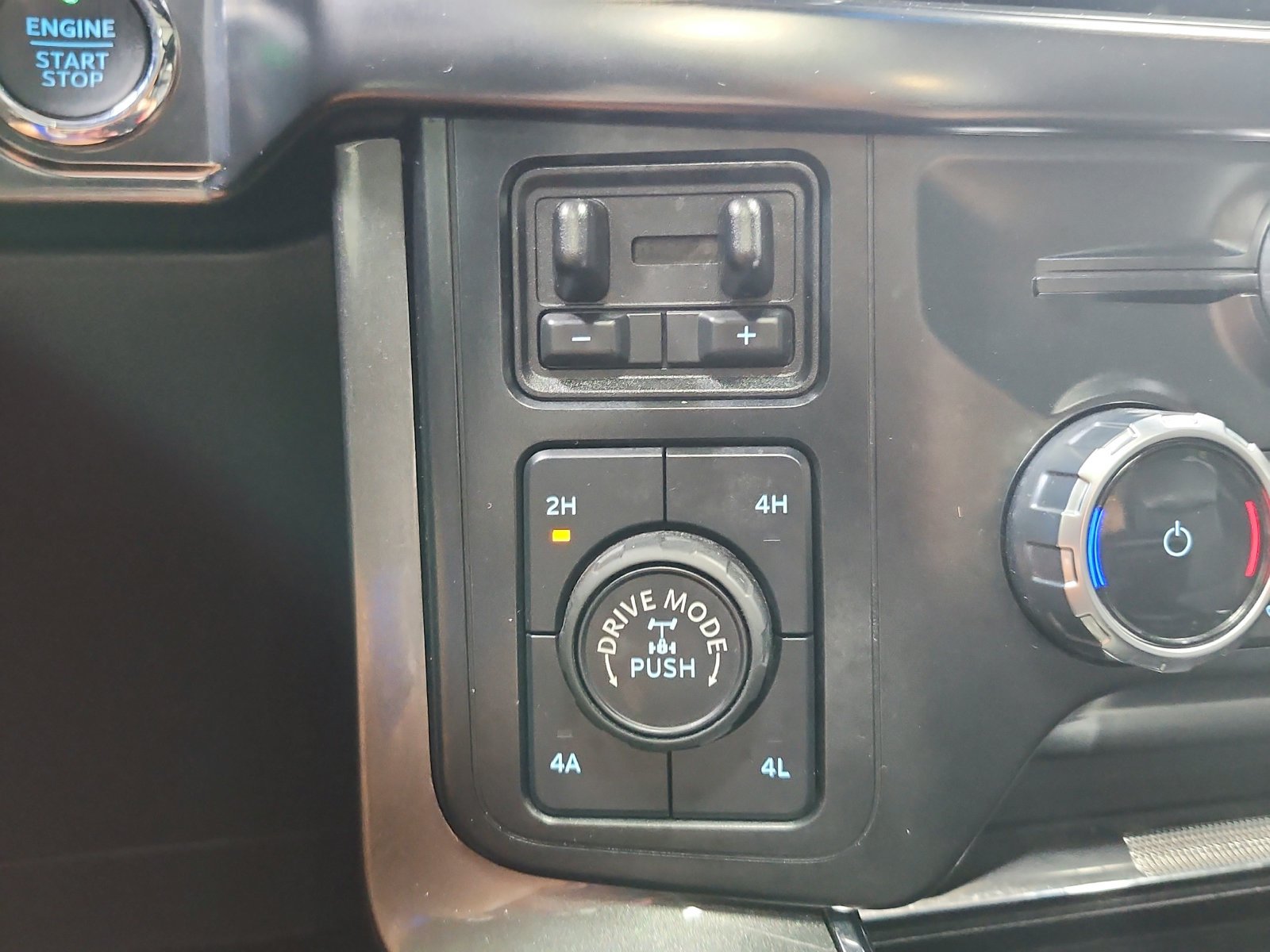 Used 2023 Ford F150 Lariat w/ Equipment Group 502A High AWD/4WD image 20
