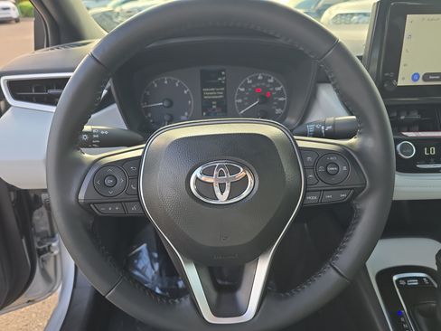 Used 2025 Toyota Corolla SE FWD image 29
