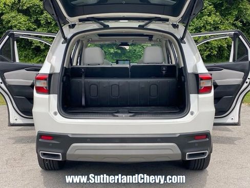 Used 2025 Honda Pilot Touring image 42