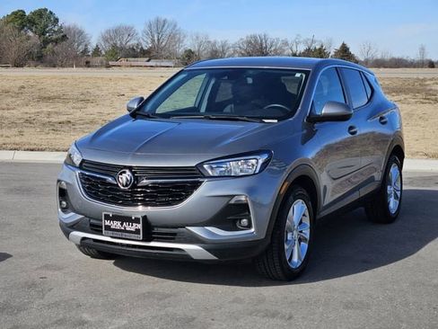 Used 2023 Buick Encore GX Preferred image 3