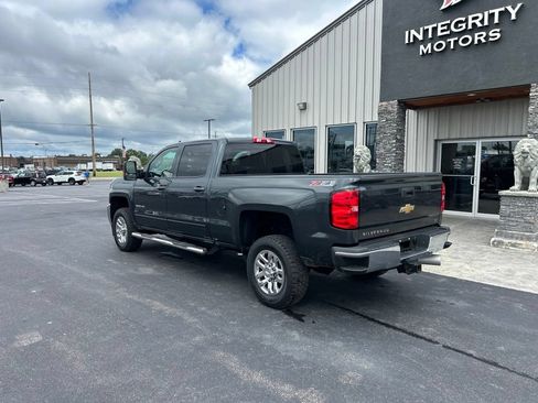 Used 2017 Chevrolet Silverado 2500 LT w/ LT Fleet Convenience Package AWD/4WD image 3