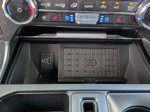 Used 2025 Ford F150 Raptor image 34