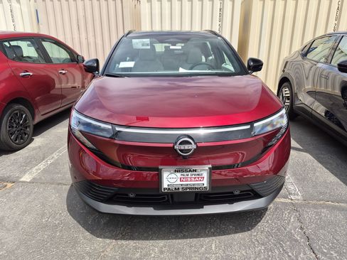 New 2026 Nissan Leaf Platinum+ w/ Illuminated Package FWD image 4