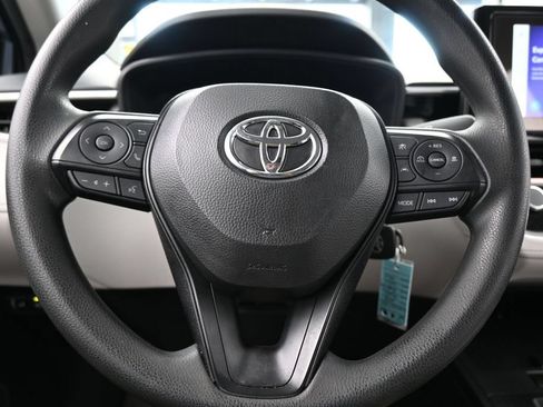Used 2026 Toyota Corolla Cross L FWD image 22