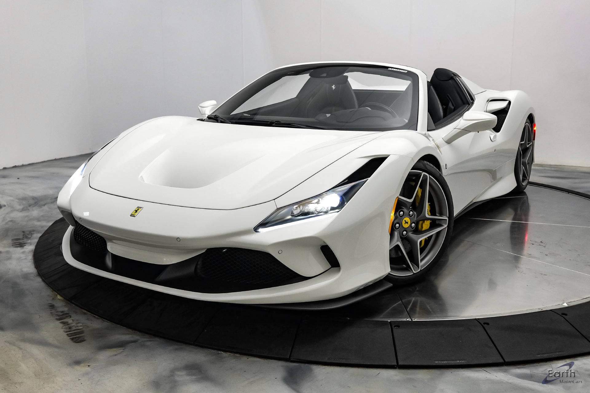Used 2022 Ferrari F8 Tributo RWD image 7