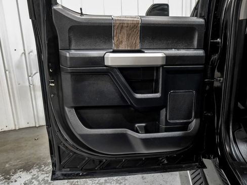 Used 2017 Ford F350 Lariat w/ Lariat Ultimate Package image 47