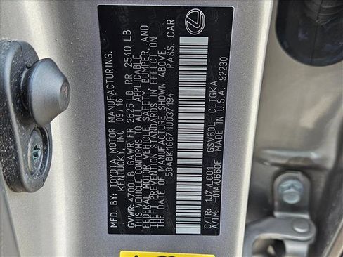 Used 2017 Lexus ES 350 w/ Ultra Luxury Package image 25