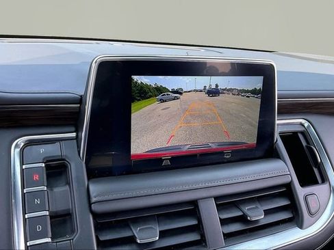 Used 2022 Chevrolet Tahoe Z71 AWD/4WD image 11