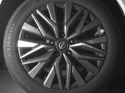 Used 2025 Nissan Altima 2.5 SV image 15