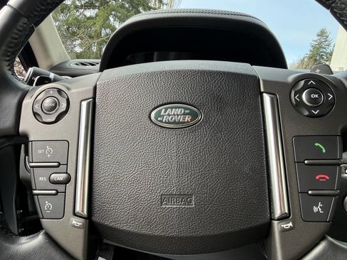Used 2016 Land Rover LR4 HSE LUX image 31