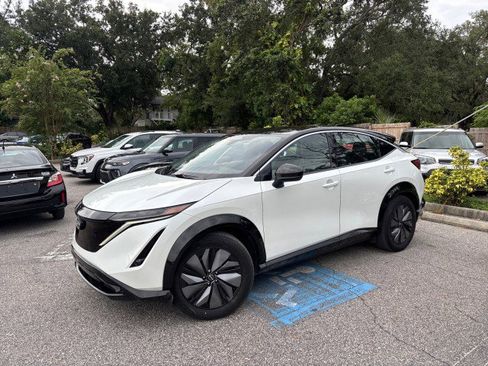 Used 2023 Nissan Ariya FWD image 3