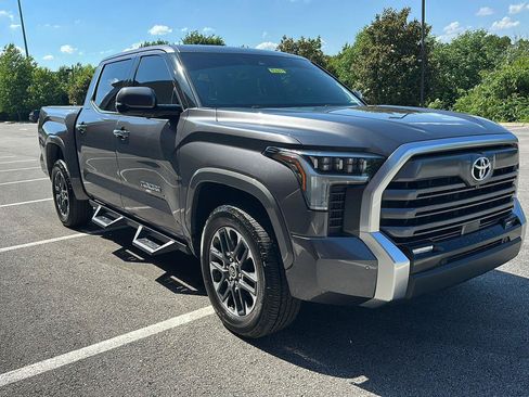 Used 2022 Toyota Tundra Limited AWD/4WD image 7